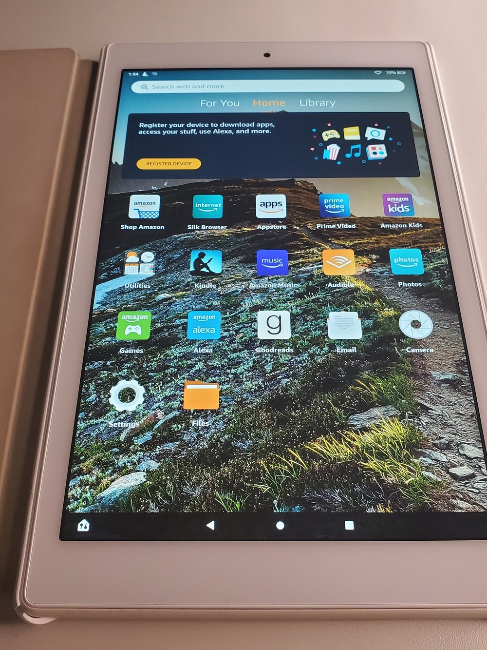 Amazon Fire HD 10 - M2V3R5 (9TH GENERATION) -  32GB - WI-FI  - 10.1IN  - WHITE